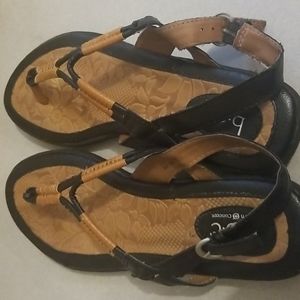 Born Concept Tan/Black Sandals Size 10